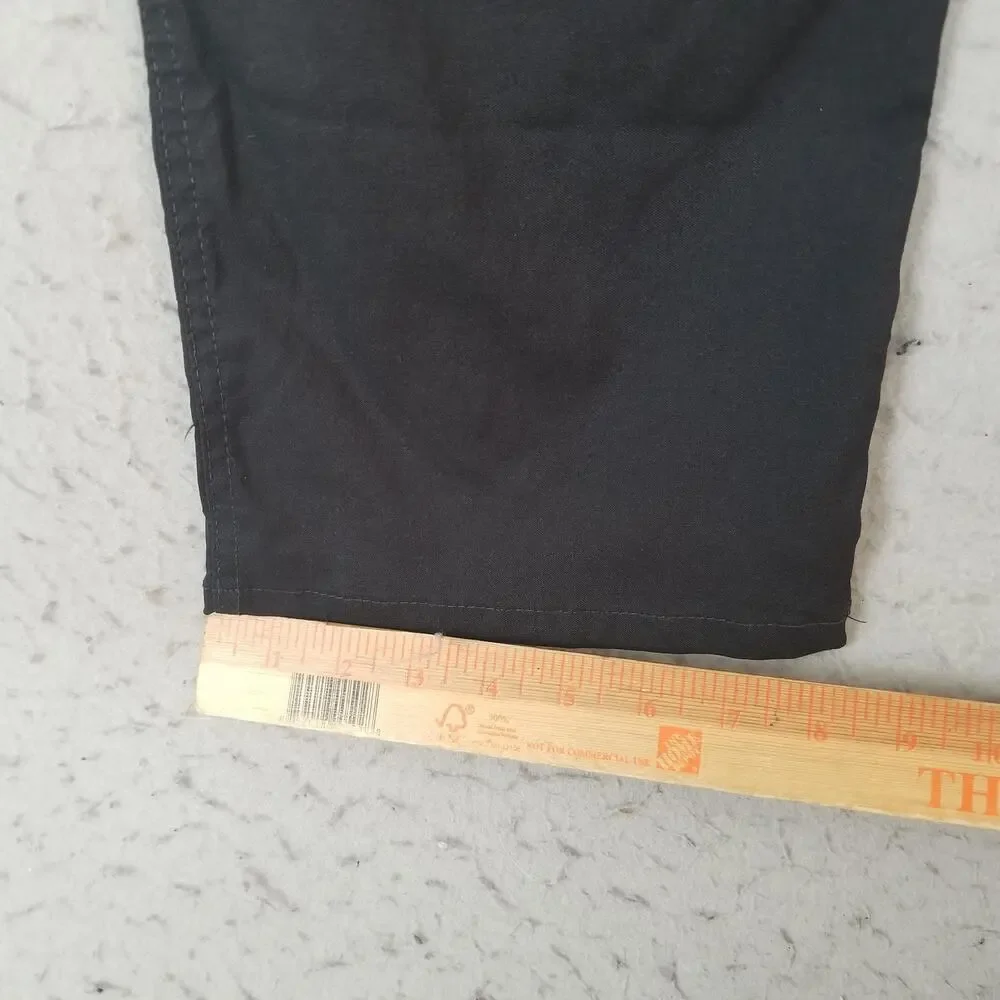 Wrangler Pants Mens 38x30 Black Nylon Spandex Hiking Cargo Zip‎ Pocket Outdoor